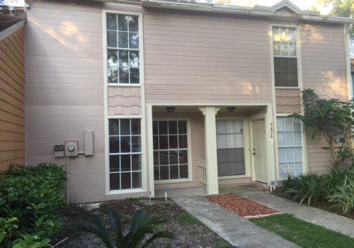 2 Beds-2 1/2 Baths Townhouse. 1064 Sq. Ft. 9456 Forest Hills Circle Tampa, Fl 33612