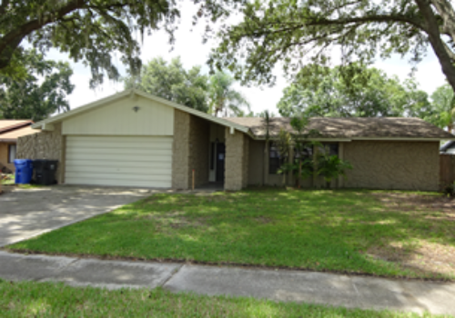 3-BEDS 2-BATHS -1365 SQ. FEET-812 PEBBLEWOOD DRIVE BRANDON FL 33511